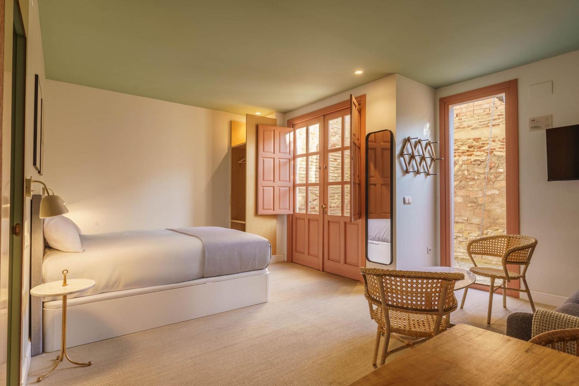 Limehome Cordoba Calle Pozanco ภายนอก รูปภาพ