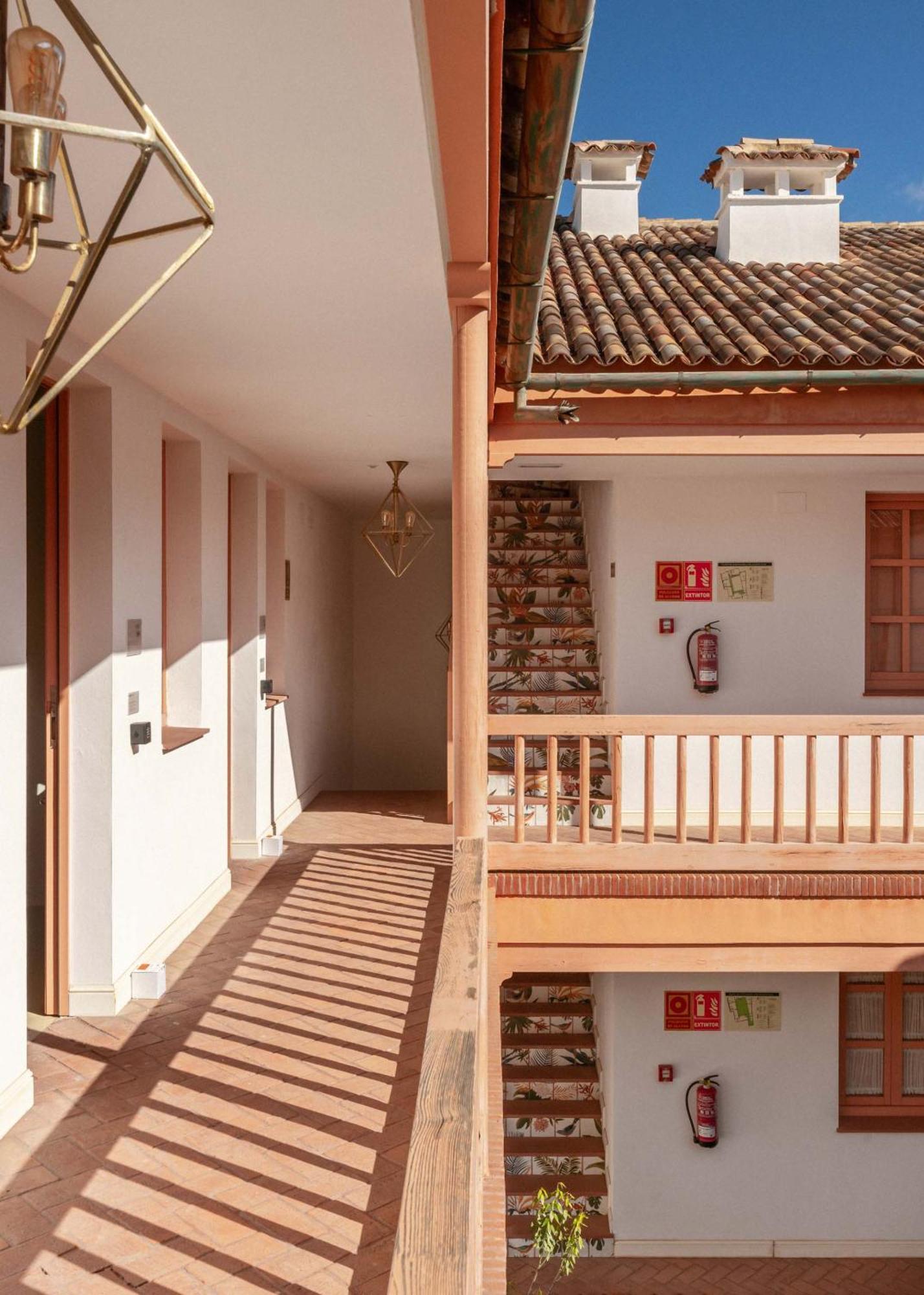 Limehome Cordoba Calle Pozanco ภายนอก รูปภาพ