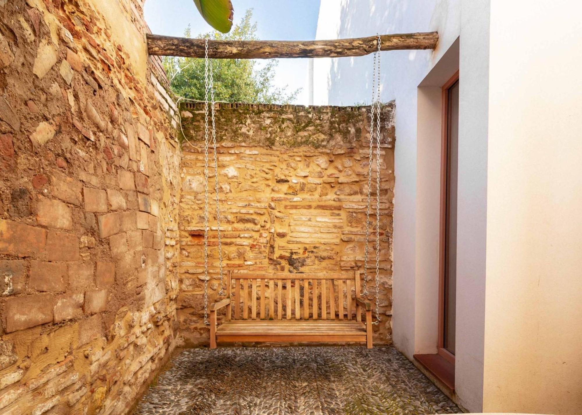 Limehome Cordoba Calle Pozanco ภายนอก รูปภาพ