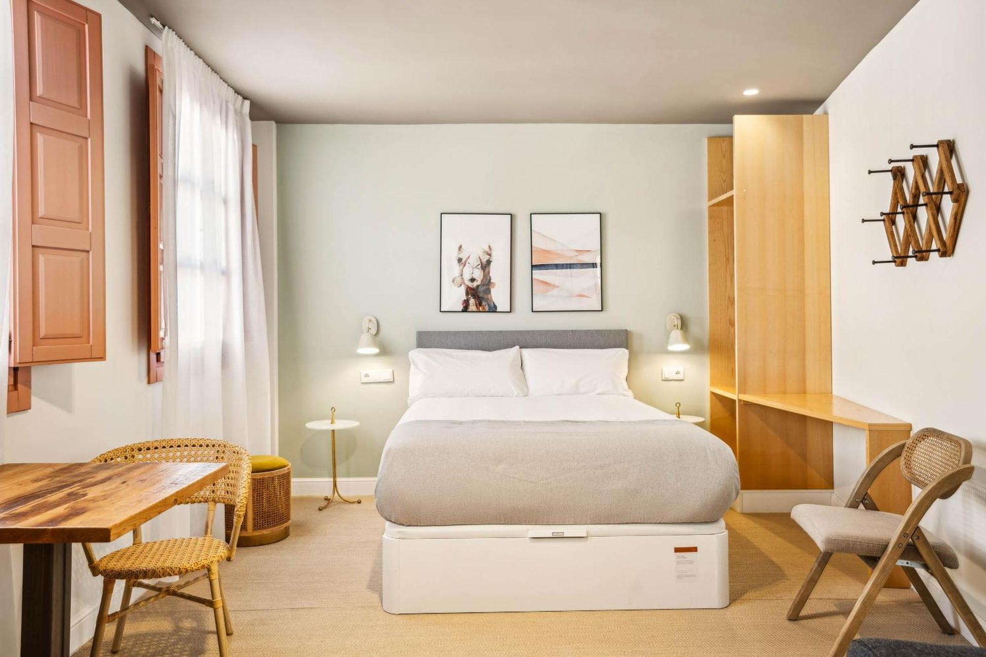 Limehome Cordoba Calle Pozanco ภายนอก รูปภาพ